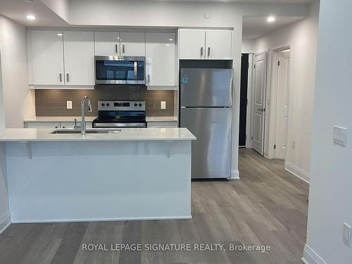 315-1936 Rymal Rd E, Hamilton, ON - Indoor Photo Showing Kitchen With Stainless Steel Kitchen With Upgraded Kitchen