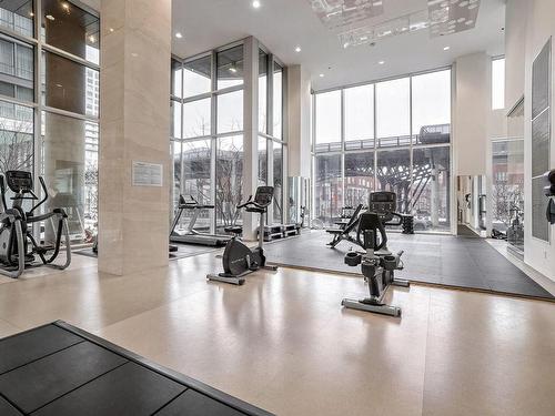 Exercise room - 513-365 Rue St-André, Montréal (Ville-Marie), QC - Indoor Photo Showing Gym Room