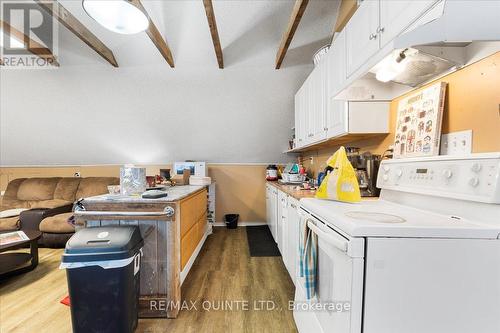 244 Ashley Street, Belleville, ON - Indoor Photo Showing Laundry Room