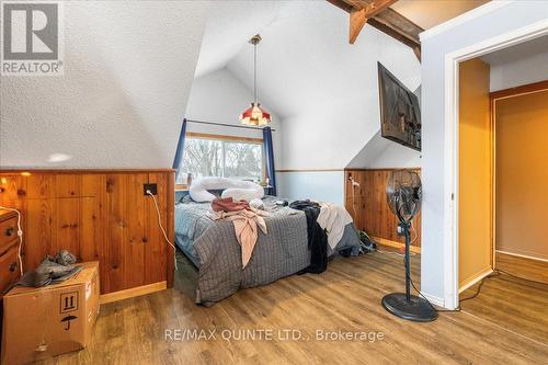 244 Ashley Street, Belleville, ON - Indoor Photo Showing Bedroom