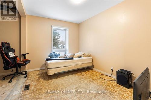 244 Ashley Street, Belleville, ON - Indoor Photo Showing Bedroom