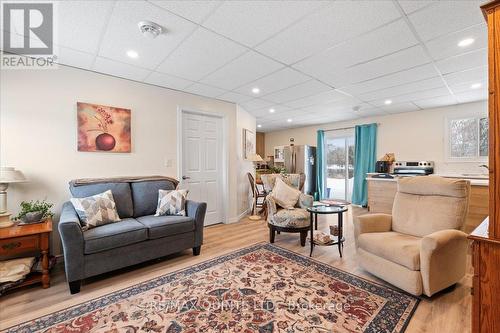 244 Ashley Street, Belleville, ON - Indoor Photo Showing Living Room