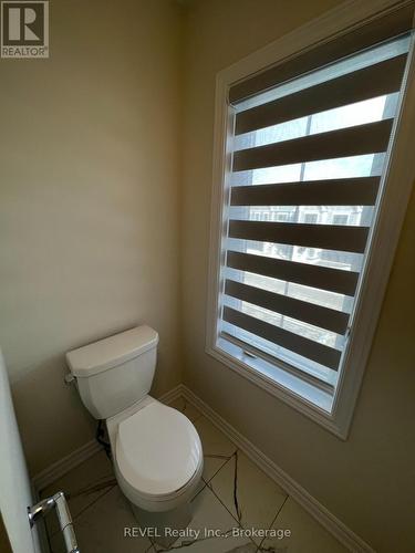 219 Vanilla Trail, Thorold (560 - Rolling Meadows), ON - Indoor Photo Showing Bathroom