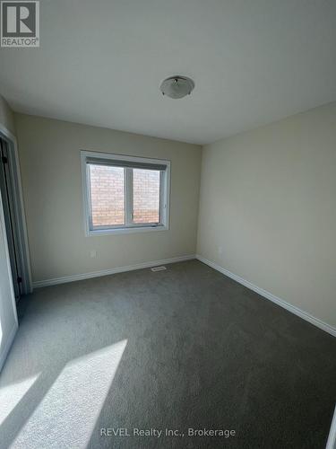 219 Vanilla Trail, Thorold (560 - Rolling Meadows), ON - Indoor Photo Showing Other Room