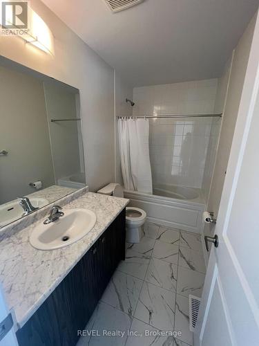 219 Vanilla Trail, Thorold (560 - Rolling Meadows), ON - Indoor Photo Showing Bathroom