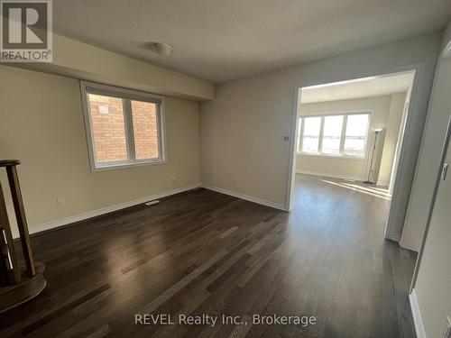 219 Vanilla Trail, Thorold (560 - Rolling Meadows), ON - Indoor Photo Showing Other Room