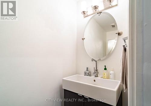 4105 - 41 Sudbury Street, Toronto, ON - Indoor Photo Showing Bathroom