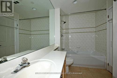 614 - 980 Yonge Street, Toronto, ON - Indoor Photo Showing Bathroom