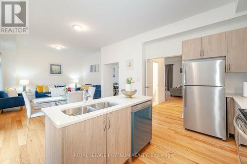 2093 Primate Road, Mississauga, ON - Indoor Photo Showing Kitchen With Double Sink