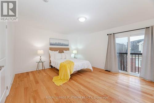 2093 Primate Road, Mississauga, ON - Indoor Photo Showing Bedroom