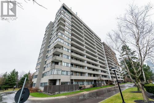 1206 - 1300 Mississauga Valley Boulevard, Mississauga, ON - Outdoor With Balcony With Facade