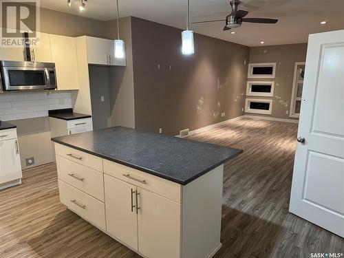 2319 St. George Avenue, Saskatoon, SK - Indoor Photo Showing Kitchen