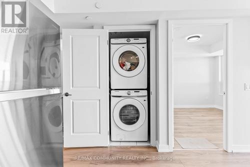 1509 - 1455 Celebration Drive, Pickering, ON - Indoor Photo Showing Laundry Room