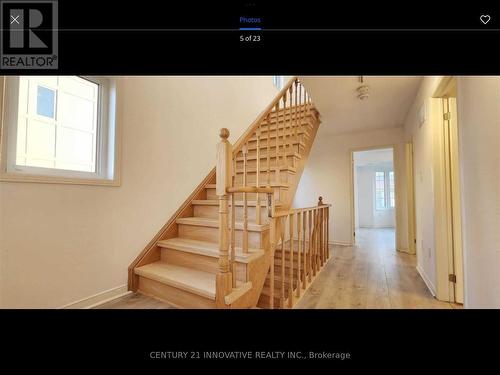 2625 Eaglesham Path, Oshawa, ON - Indoor Photo Showing Other Room