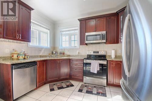 53 Chalkfarm Crescent, Brampton, ON - Indoor Photo Showing Kitchen With Stainless Steel Kitchen With Upgraded Kitchen