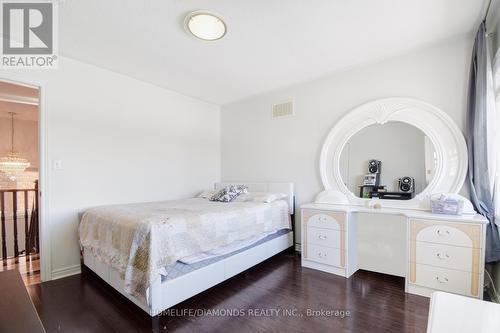 53 Chalkfarm Crescent, Brampton, ON - Indoor Photo Showing Bedroom