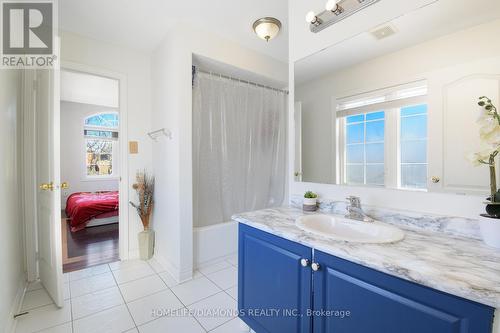 53 Chalkfarm Crescent, Brampton, ON - Indoor Photo Showing Bathroom