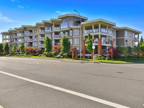 301-6310 Mcrobb Ave, Nanaimo, BC - Outdoor With Facade