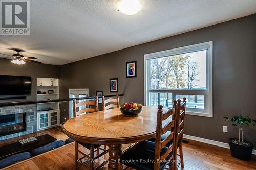 2145 Hughes Drive, Innisfil, ON - Indoor Photo Showing Dining Room