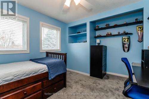 2145 Hughes Drive, Innisfil, ON - Indoor Photo Showing Bedroom