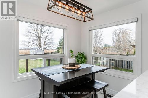 2145 Hughes Drive, Innisfil, ON - Indoor Photo Showing Dining Room