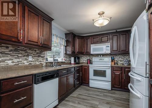 20 Brook Road, Freshwater Placentia, NL - Indoor Photo Showing Kitchen