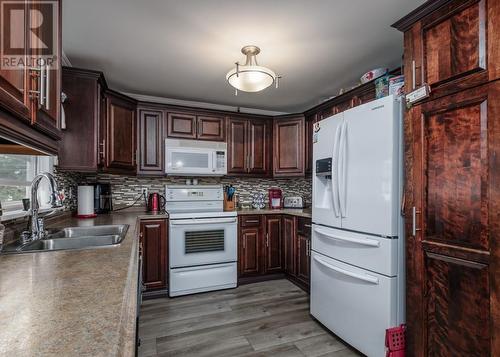 20 Brook Road, Freshwater Placentia, NL - Indoor Photo Showing Kitchen With Double Sink