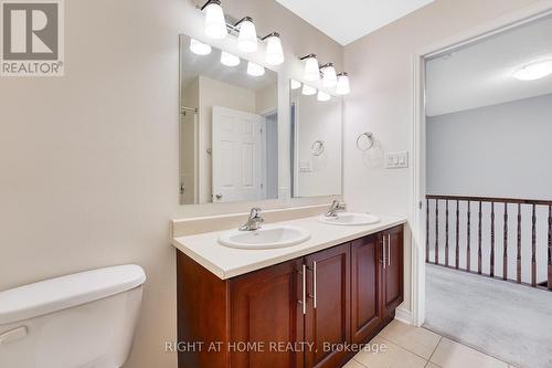 170 Laramie Crescent S, Ottawa, ON - Indoor Photo Showing Bathroom