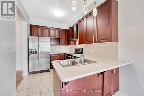 170 Laramie Crescent S, Ottawa, ON - Indoor Photo Showing Kitchen With Double Sink