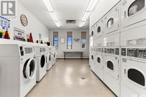 302 3520 Hillsdale Street, Regina, SK - Indoor Photo Showing Laundry Room