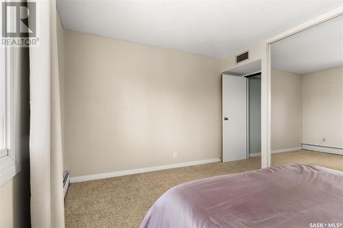 302 3520 Hillsdale Street, Regina, SK - Indoor Photo Showing Bedroom