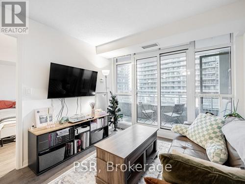 1014 - 35 Bastion Street, Toronto, ON - Indoor Photo Showing Living Room