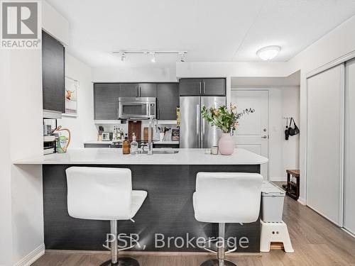 1014 - 35 Bastion Street, Toronto, ON - Indoor Photo Showing Kitchen With Stainless Steel Kitchen With Upgraded Kitchen