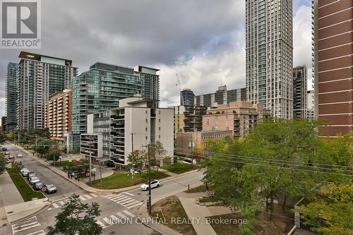 406 - 185 Roehampton Avenue, Toronto, ON - Outdoor With Facade