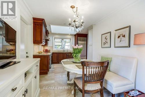 65 Leisure Lane, Richmond Hill, ON - Indoor Photo Showing Dining Room