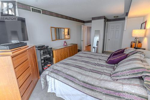 1112 - 12 Laurelcrest Street, Brampton, ON - Indoor Photo Showing Bedroom