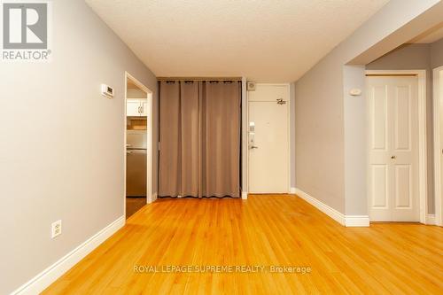 105 - 270 Scarlett Road, Toronto, ON - Indoor Photo Showing Other Room