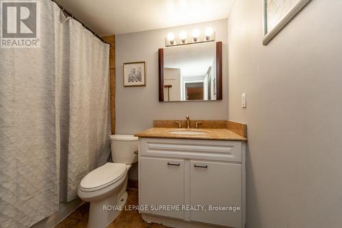 105 - 270 Scarlett Road, Toronto, ON - Indoor Photo Showing Bathroom