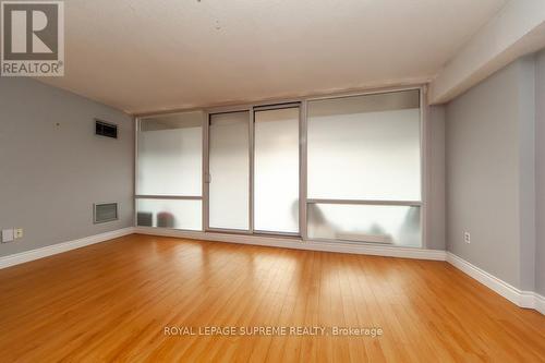 105 - 270 Scarlett Road, Toronto, ON - Indoor Photo Showing Other Room