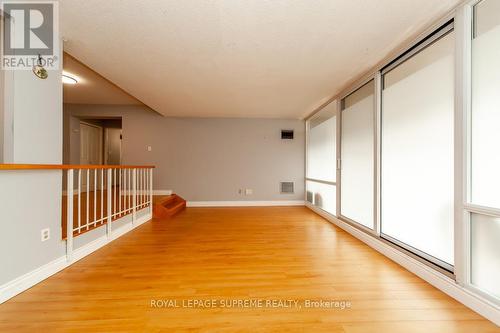 105 - 270 Scarlett Road, Toronto, ON - Indoor Photo Showing Other Room