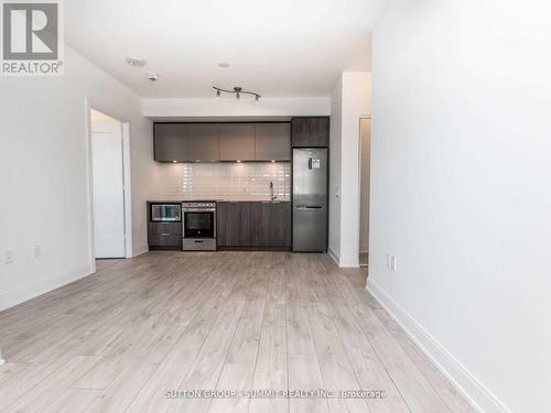 1004 - 65 Annie Craig Road, Toronto, ON - Indoor Photo Showing Kitchen