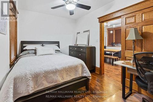 31 Hewitt Avenue, Toronto, ON - Indoor Photo Showing Bedroom