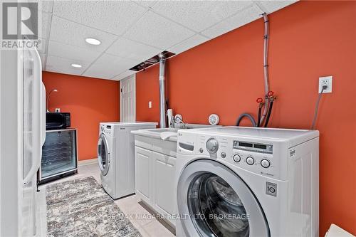 181 Lakeshore Road, St. Catharines, ON - Indoor Photo Showing Laundry Room