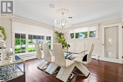 181 Lakeshore Road, St. Catharines, ON - Indoor Photo Showing Dining Room