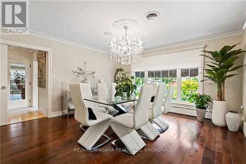 181 Lakeshore Road, St. Catharines, ON - Indoor Photo Showing Dining Room