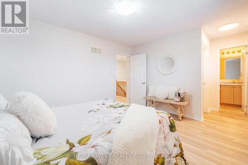 848 Stark Circle, Milton, ON - Indoor Photo Showing Bedroom