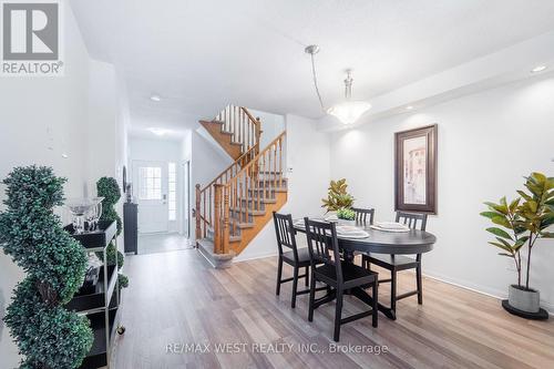 848 Stark Circle, Milton, ON - Indoor Photo Showing Dining Room