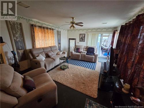 434-436 Lancaster Street, Saint John, NB - Indoor Photo Showing Living Room