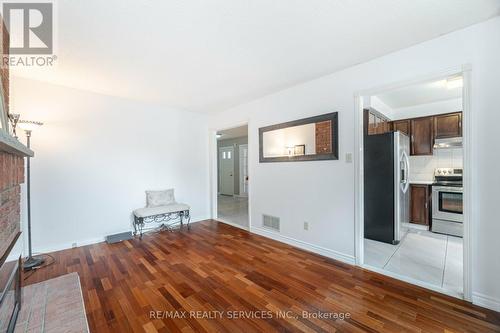 140 Lord Simcoe Drive W, Brampton, ON - Indoor