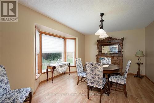 40 Albert Street, West Perth (65 - Town Of Mitchell), ON - Indoor Photo Showing Dining Room